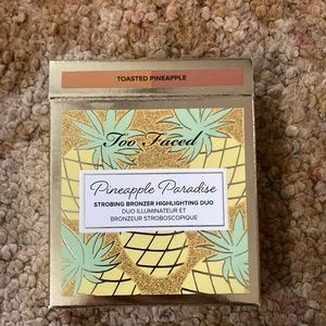 🍍TOO FACED Pineapple Paradise Sun Bronzer Highlighter Duo